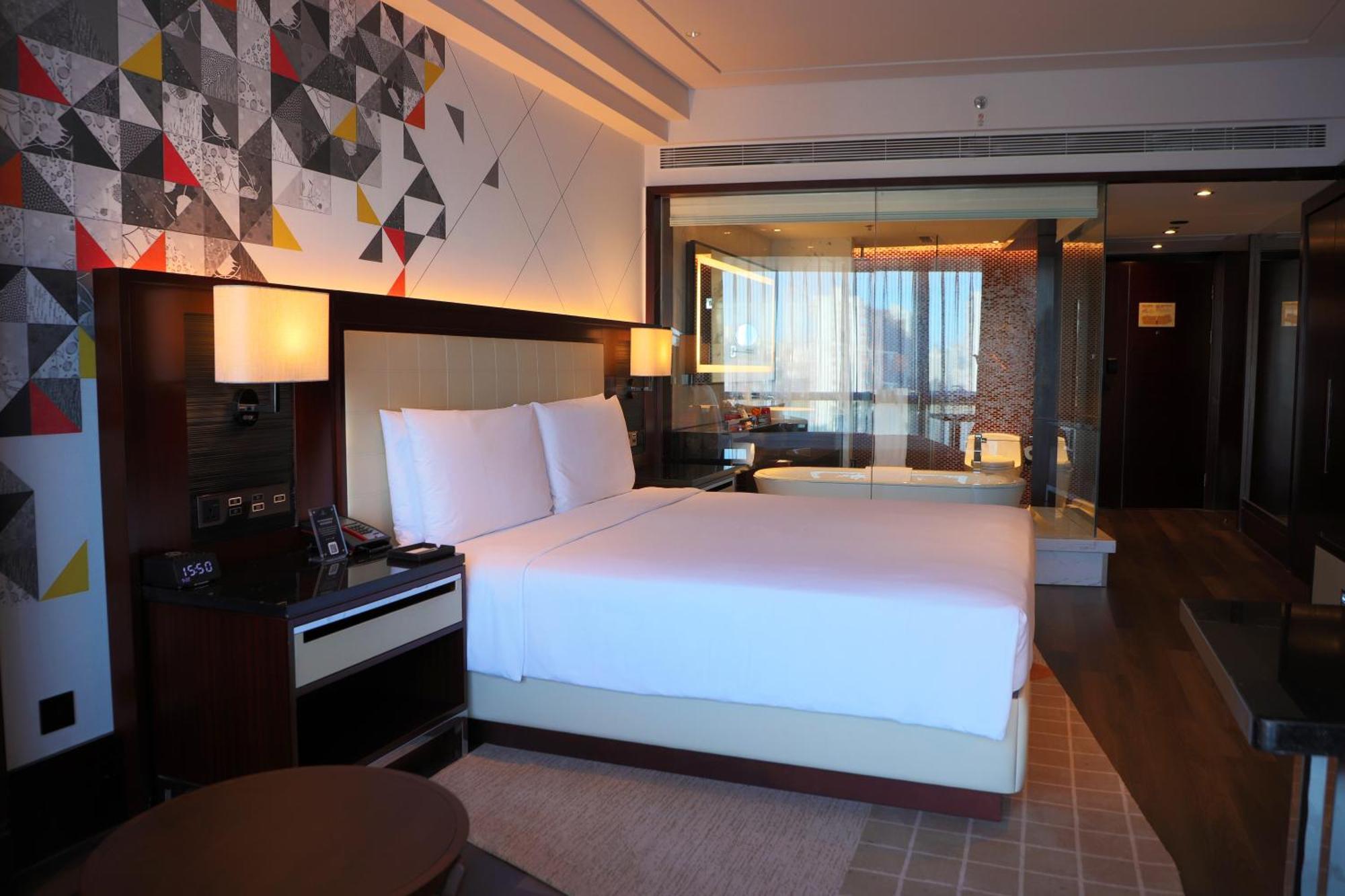 Renaissance Capital 5* Beijing