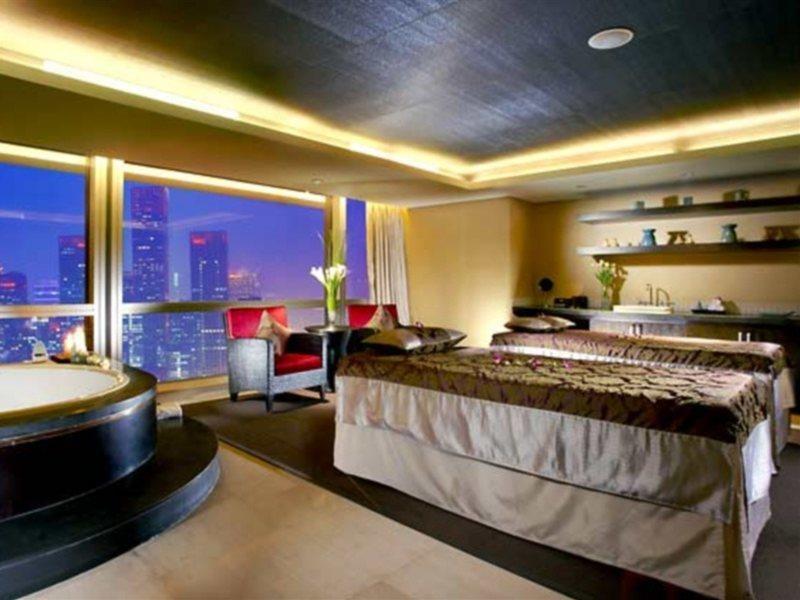 โรงแรมเรอแนสซองซ์ แคปิตัล